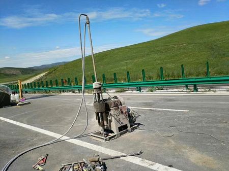 三穗公路地基基础注浆加固